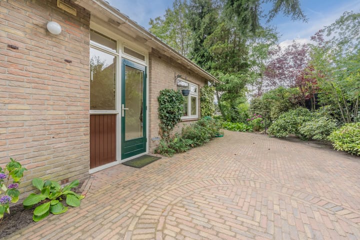 Foto 30 van Prins Bernhardlaan 1-A