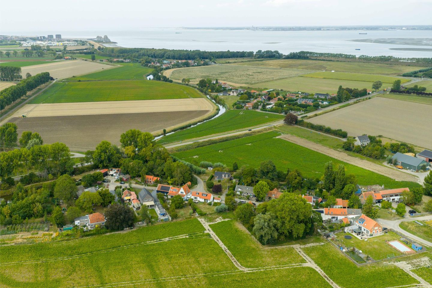 Foto 4 van Sasput 5