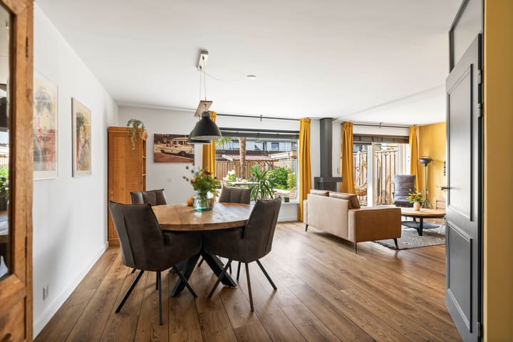 Photo 2 of Commissarislaan 60