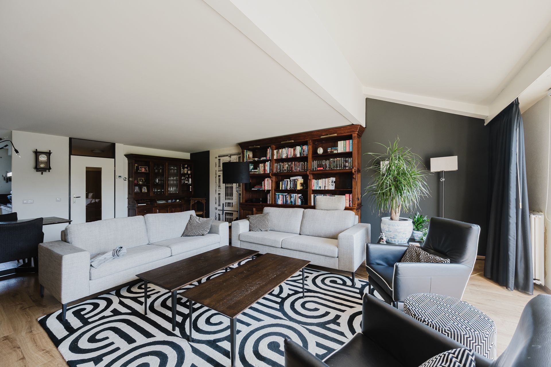 Foto 15 van Suze Robertsonstraat 18