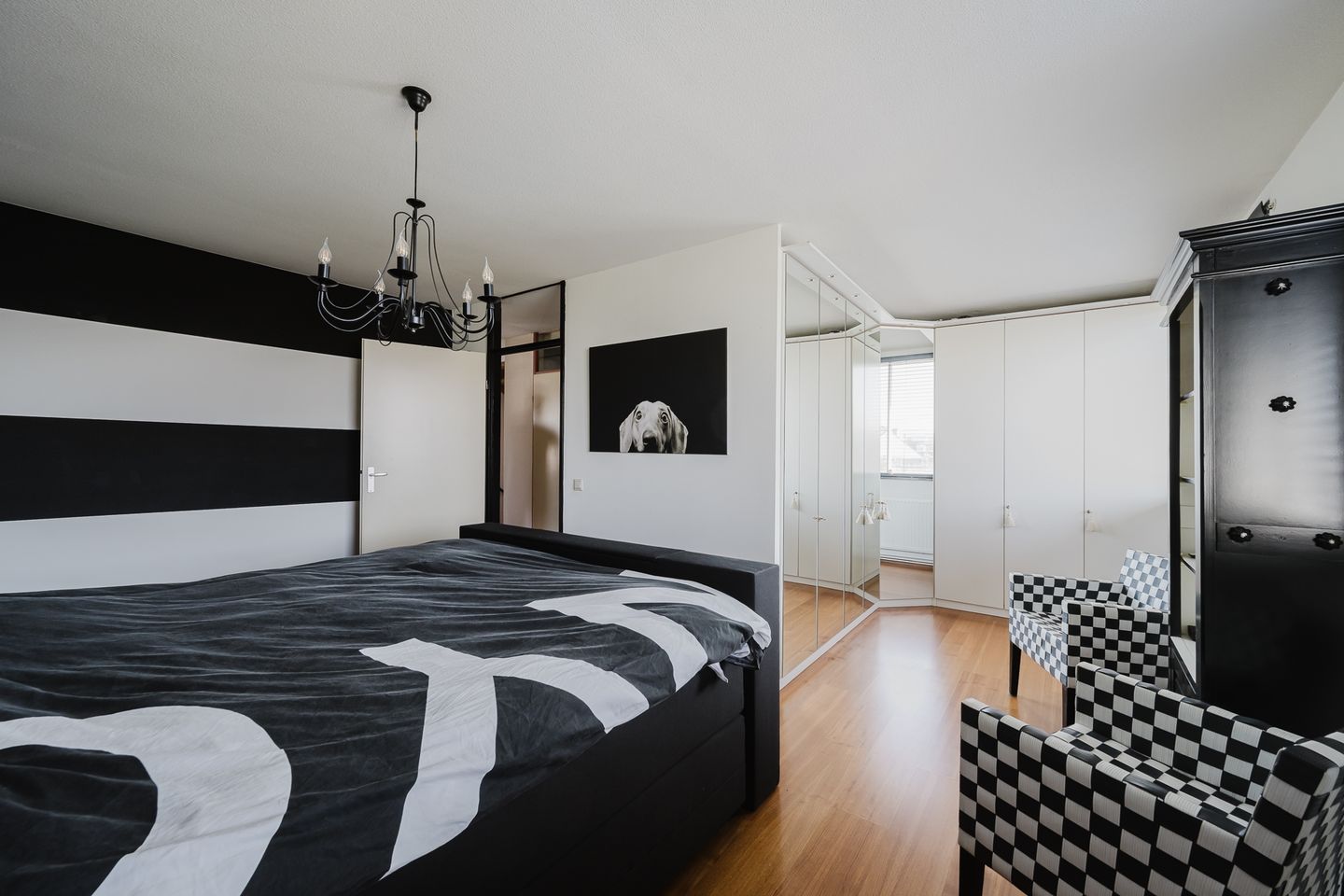 Foto 25 van Suze Robertsonstraat 18