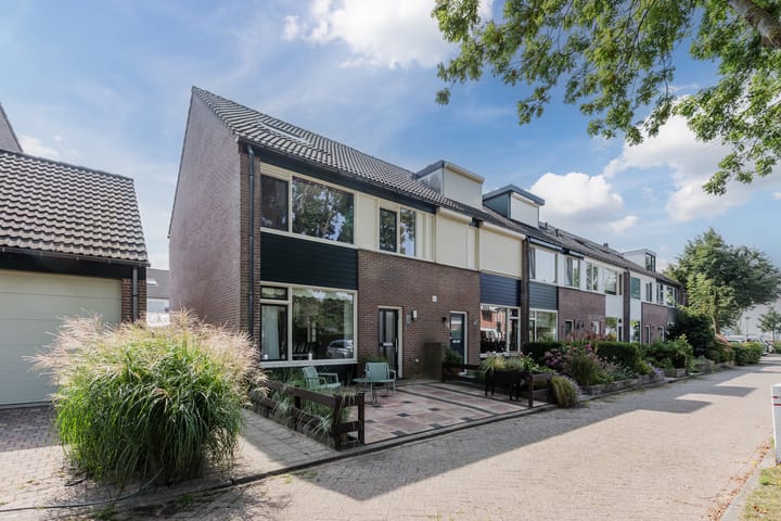 Foto 1 van Meanderlaan 11