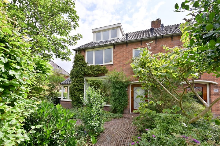 Photo 2 of Heemskerklaan 27