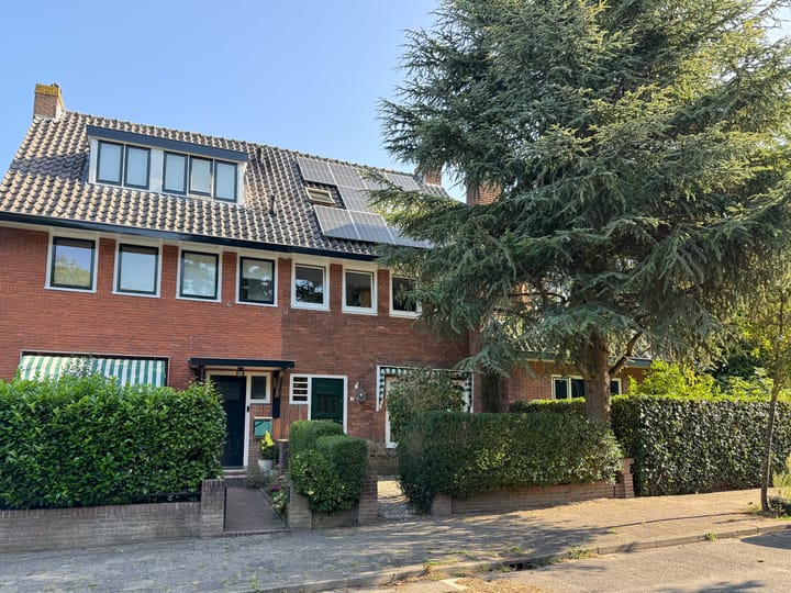 Foto 1 van Goudenregenlaan 2