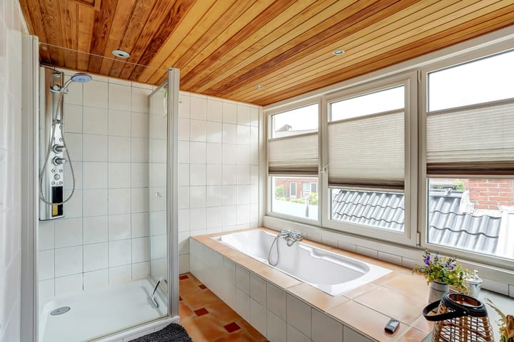 Foto 21 van Lekkumerweg 73