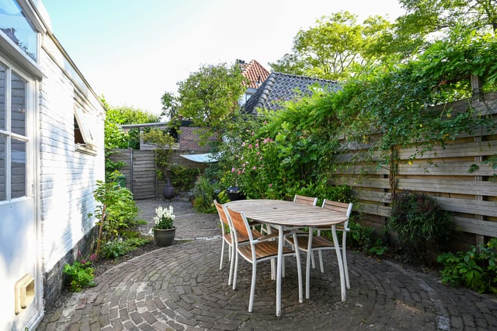 Foto 11 van Goudenregenlaan 2