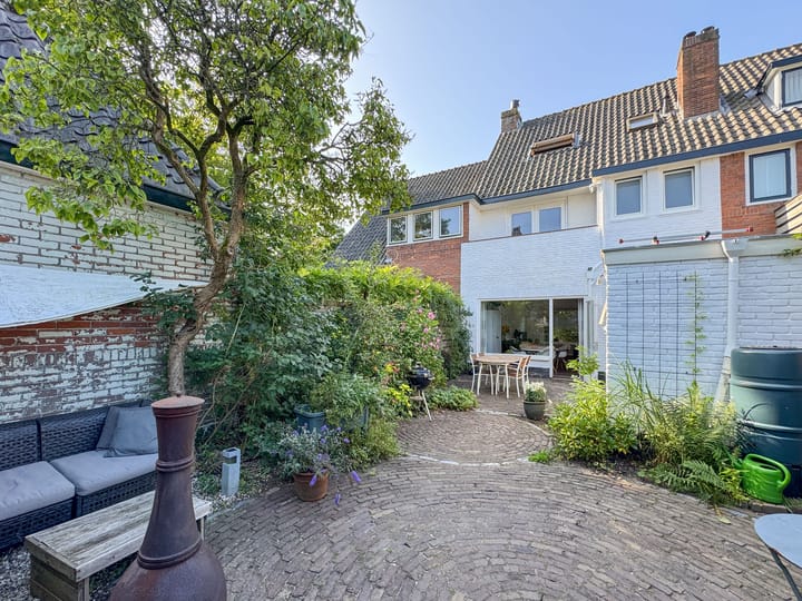 Foto 30 van Goudenregenlaan 2