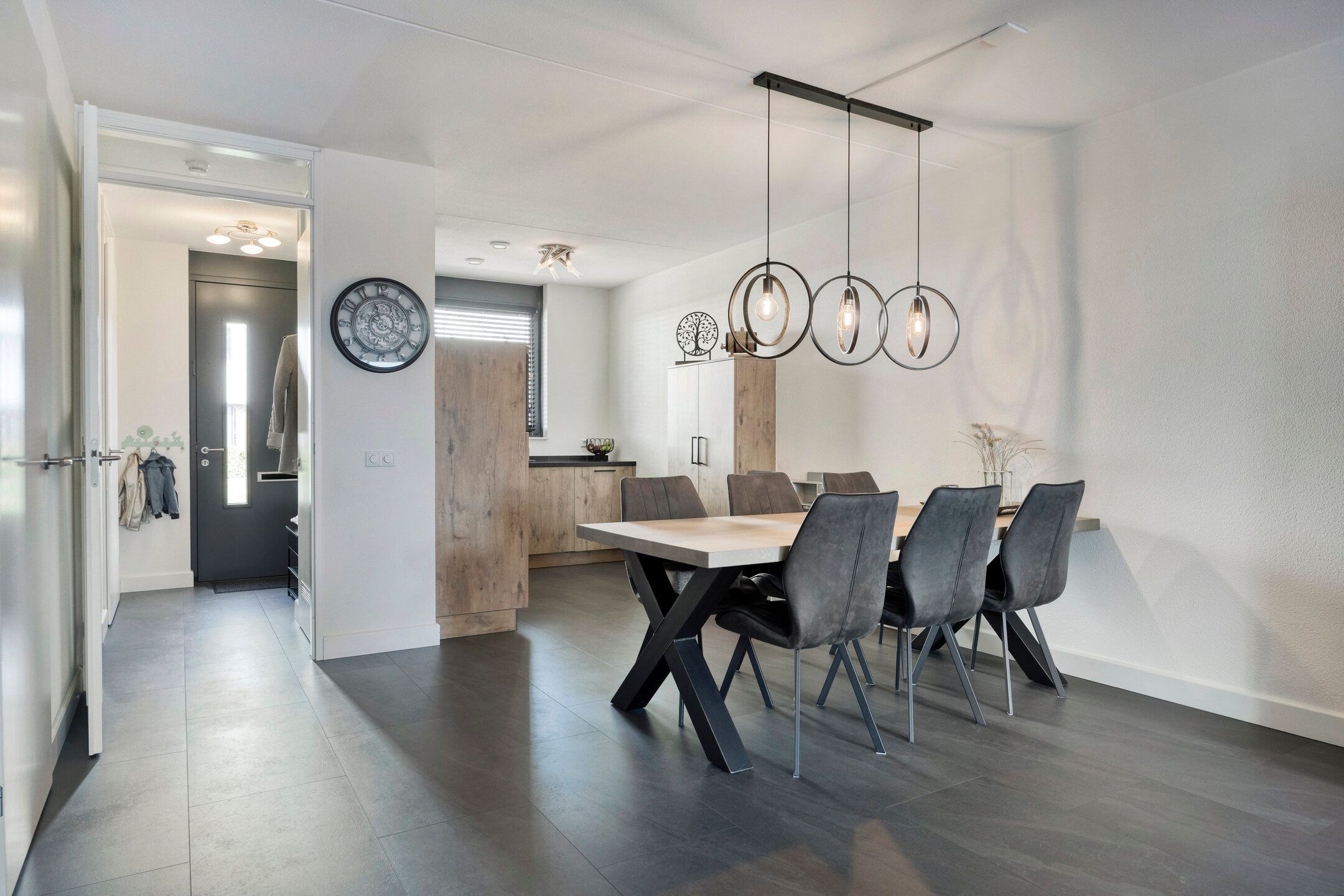 Foto 12 van Muurhagedis 18