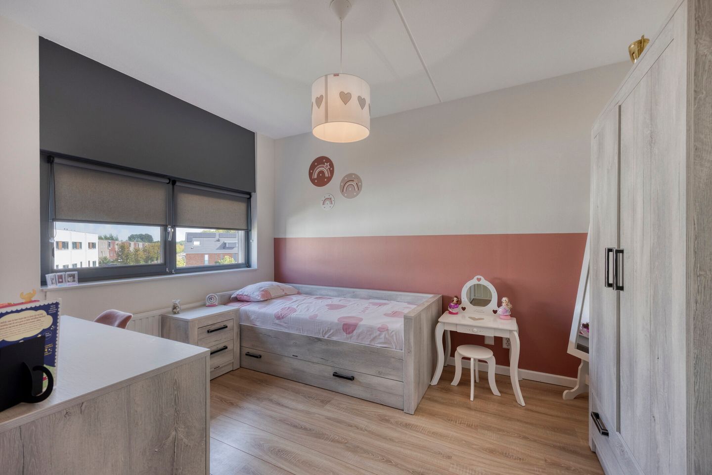 Foto 25 van Muurhagedis 18