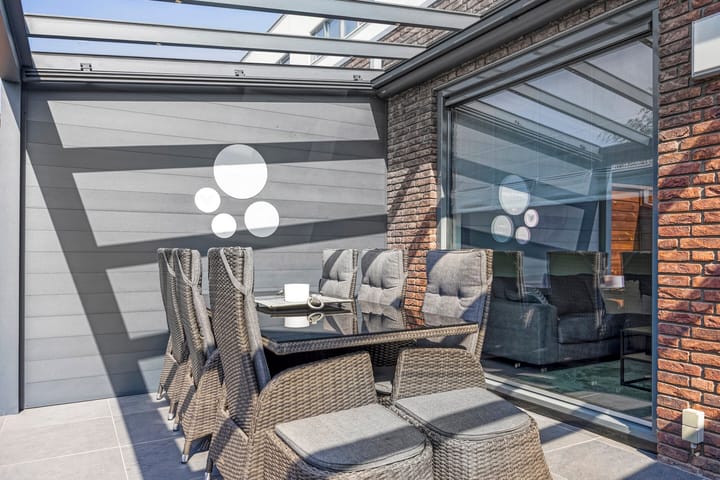 Foto 30 van Muurhagedis 18