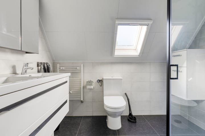 Photo 3 of Bovenkruier 9