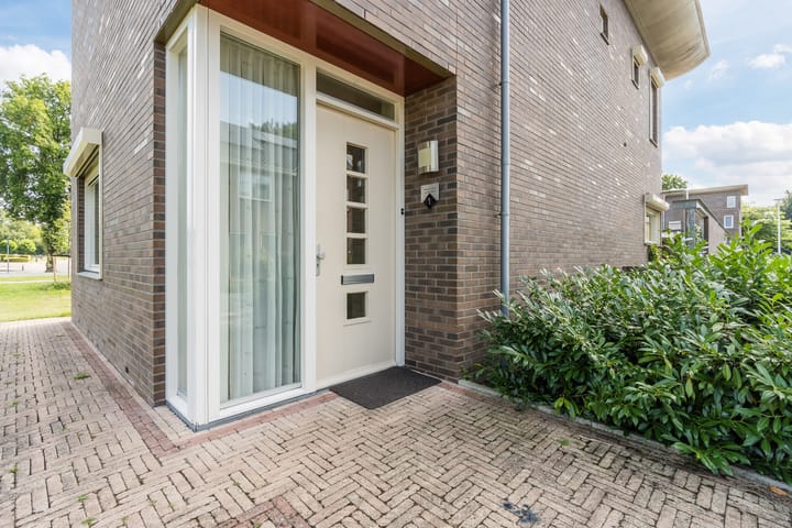 Foto 36 van Ernst Casimirstraat 1