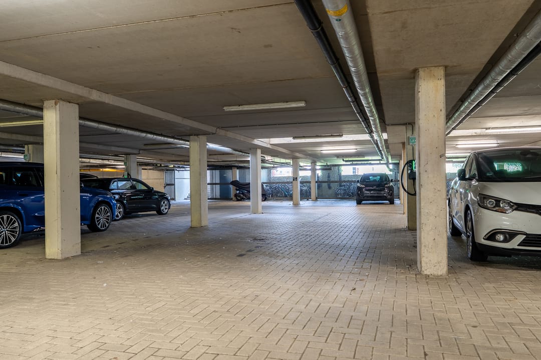 Photo 41 of Regattaweg 190