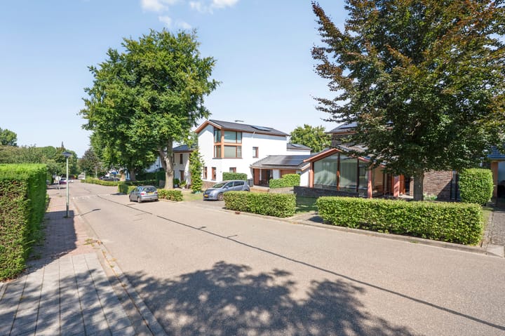 Foto 8 van Beukeboomweg 32