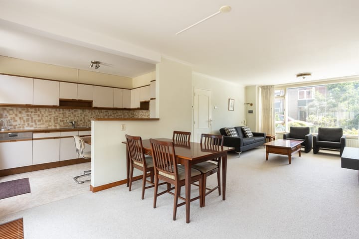 Foto 12 van Vernhoutstraat 12