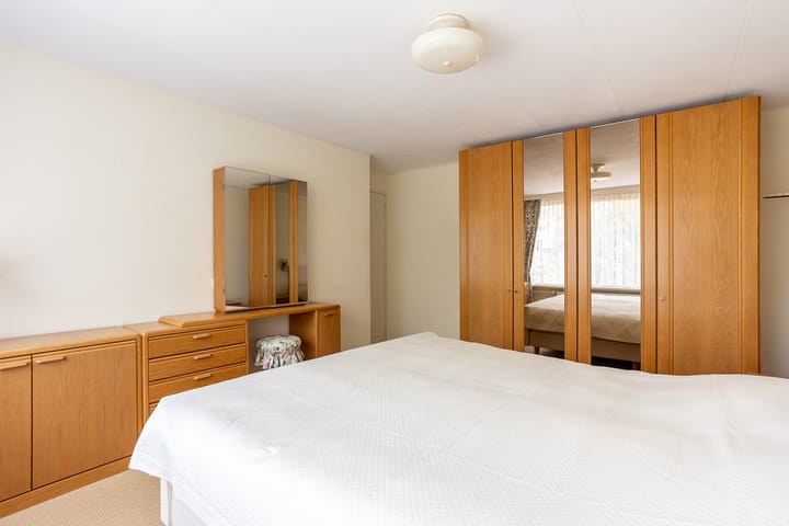 Foto 19 van Vernhoutstraat 12