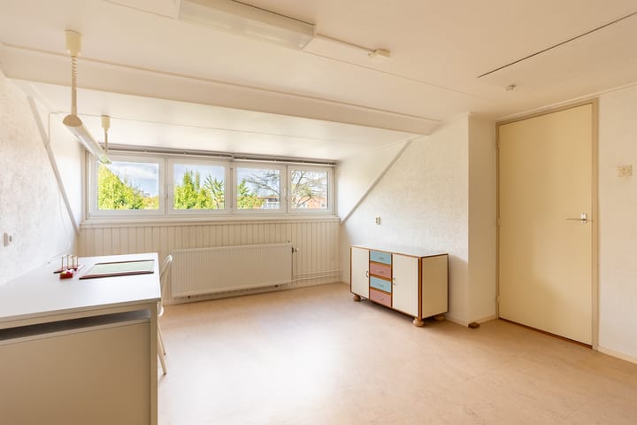 Foto 27 van Vernhoutstraat 12