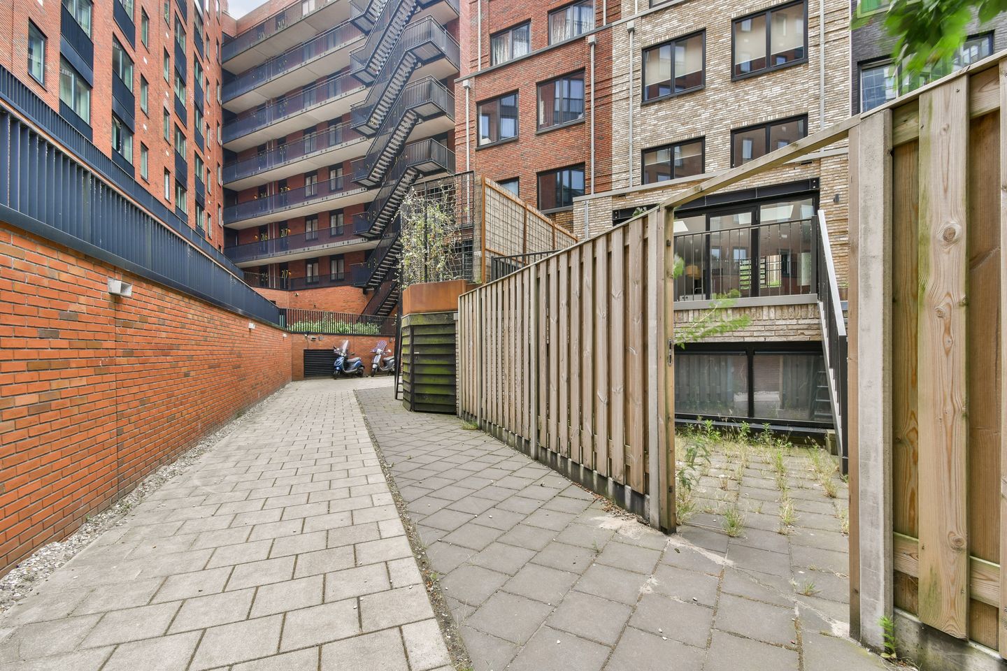 Photo 10 of Welnastraat 314