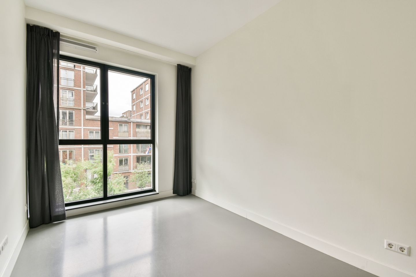 Photo 25 of Welnastraat 314