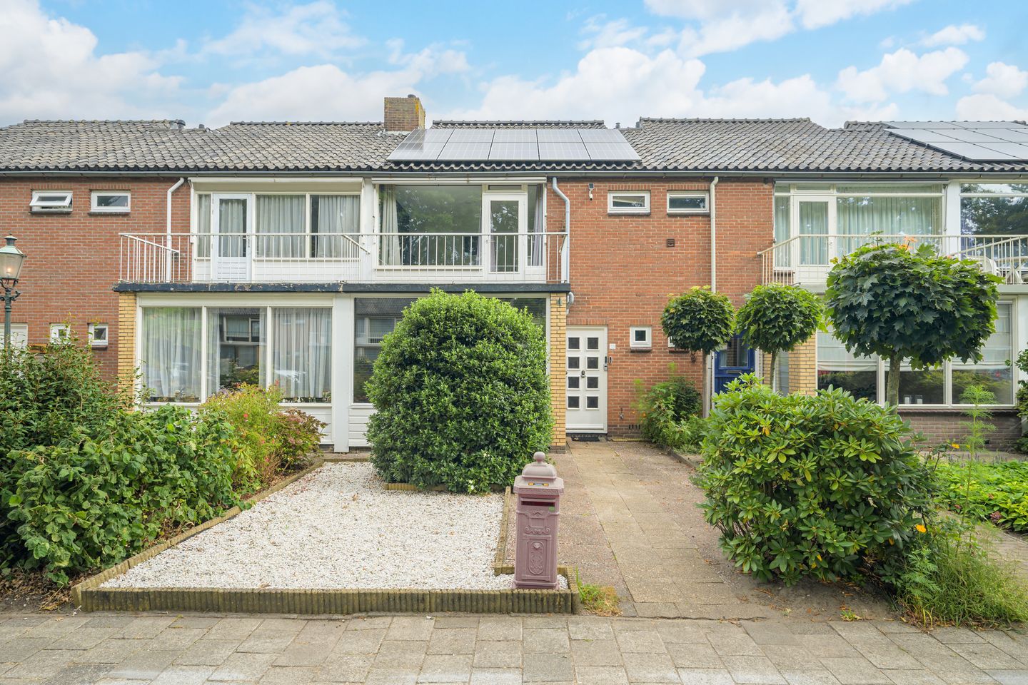 Foto 1 van Dennenlaan 38