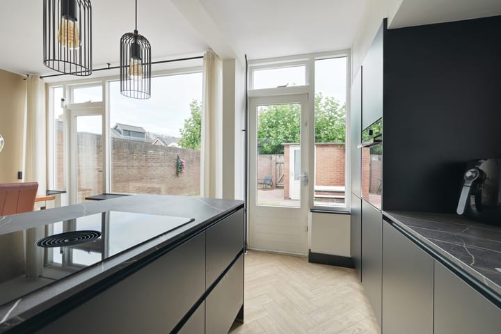 Foto 24 van Dennenlaan 38