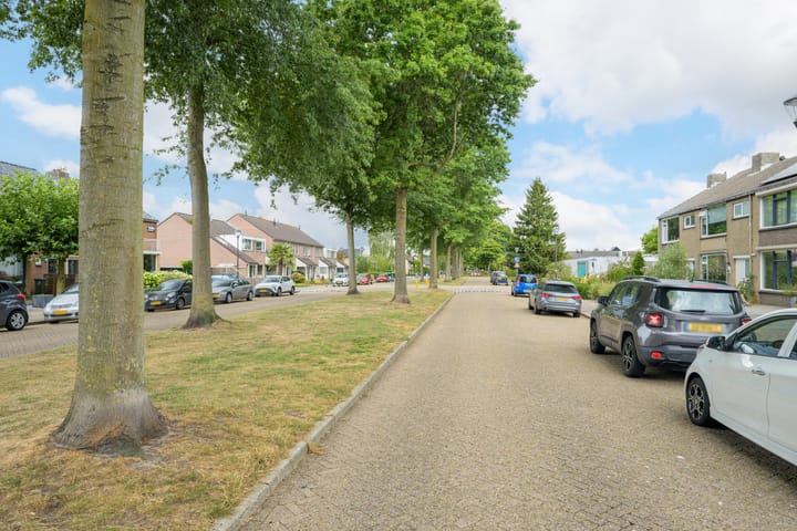 Foto 47 van Dennenlaan 38