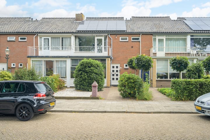 Foto 49 van Dennenlaan 38