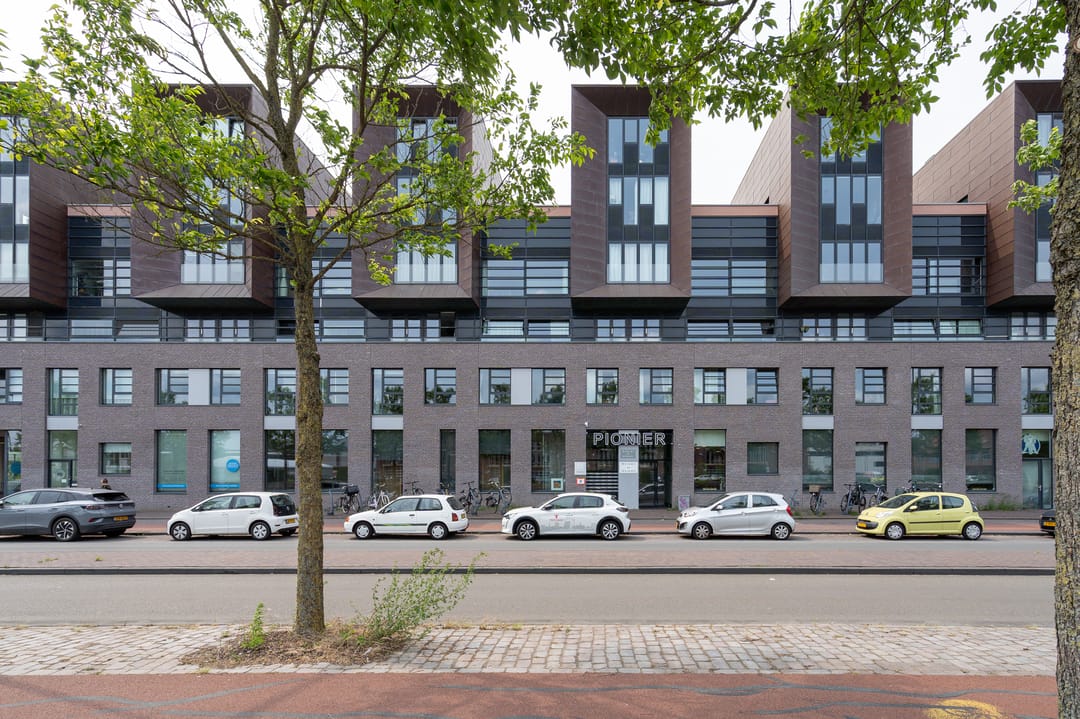 Photo 2 of Spaarndamseweg 82-G