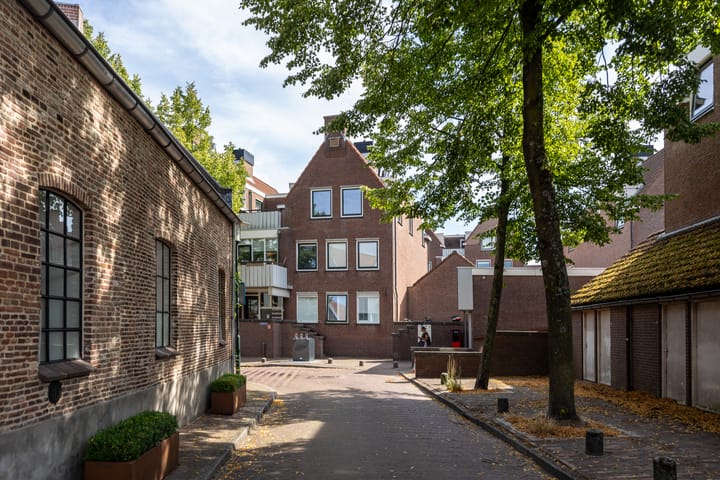 Foto 18 van Sint Janskerkhof 30