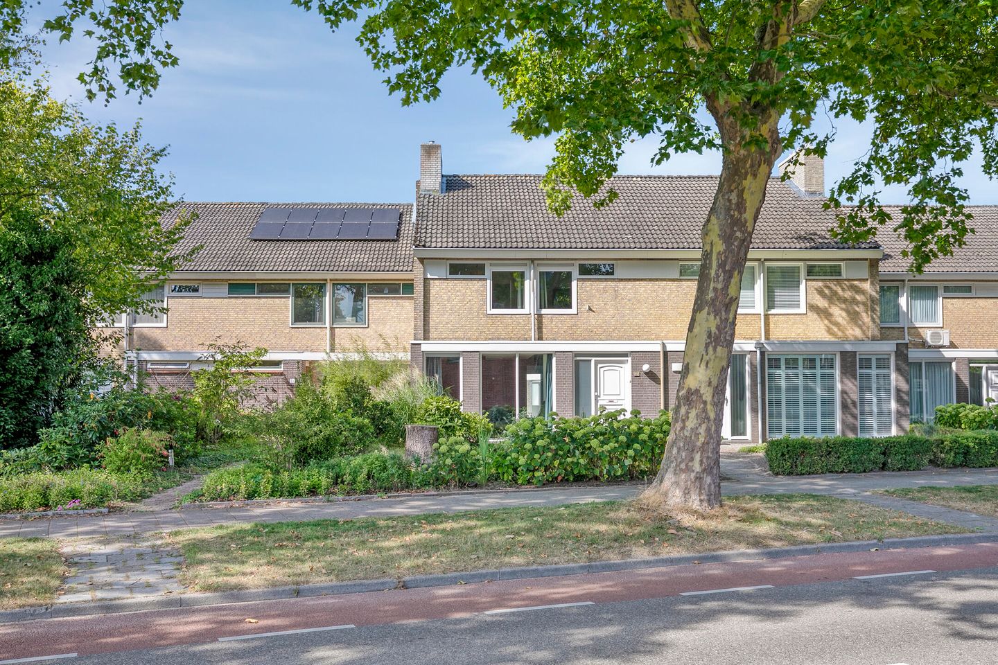 Photo 4 of Bergstraat 21