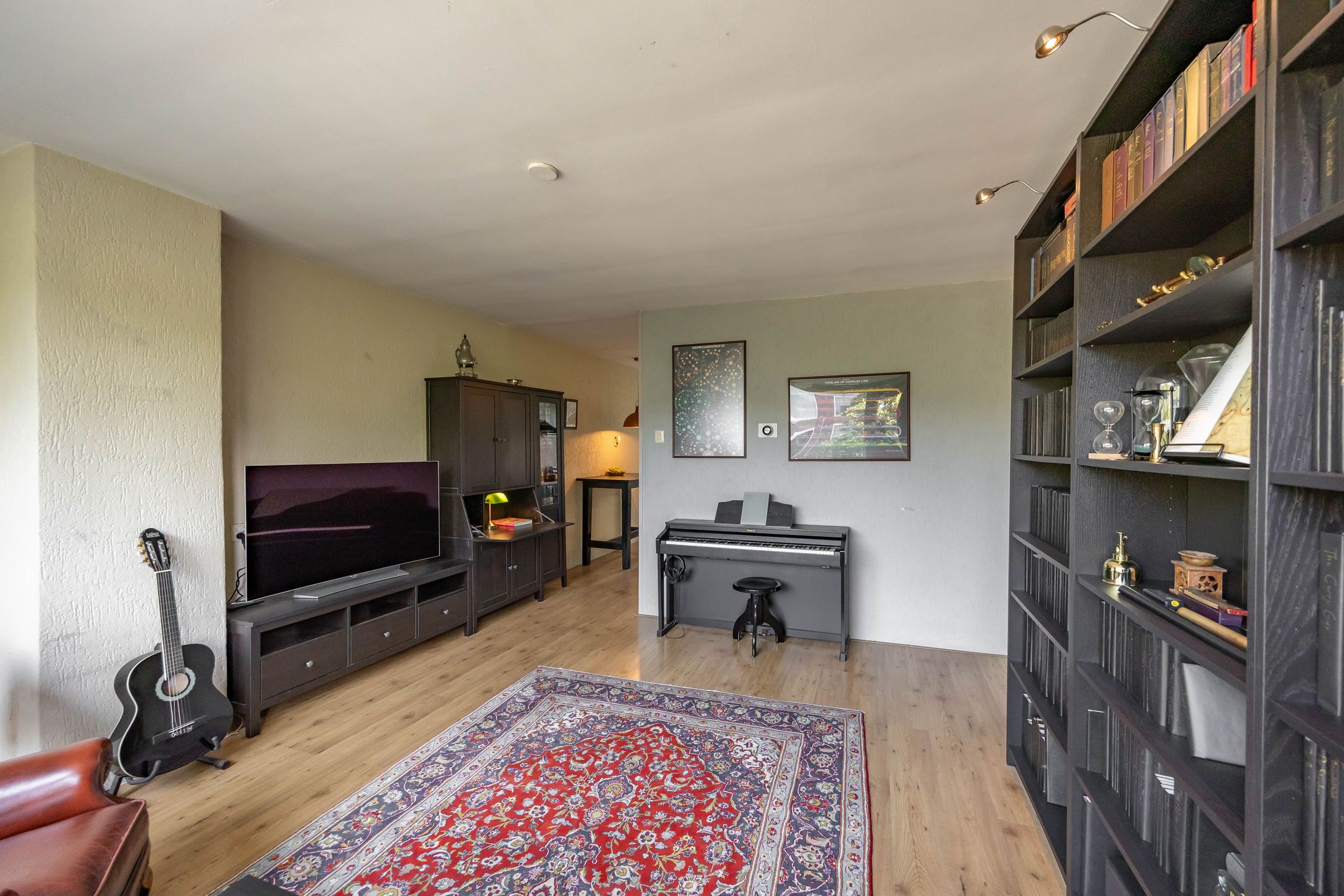 Photo 12 of Madame Curiestraat 66