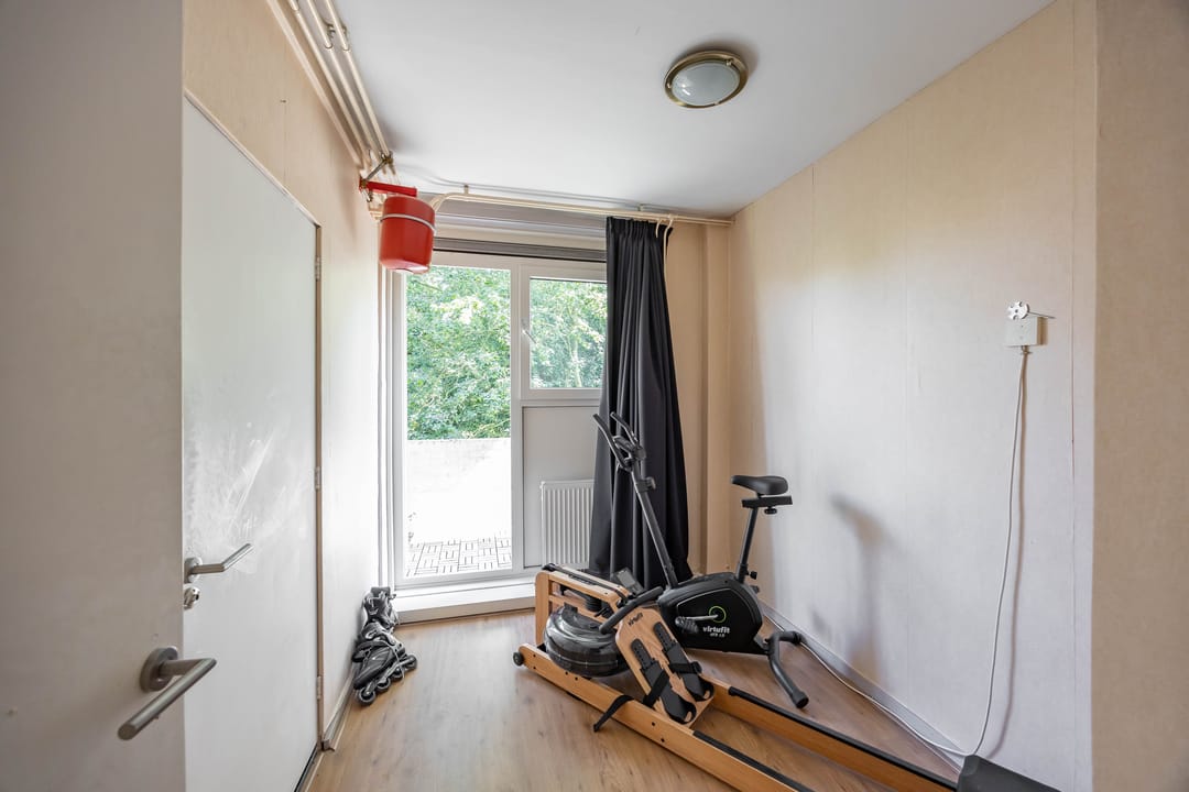 Photo 16 of Madame Curiestraat 66