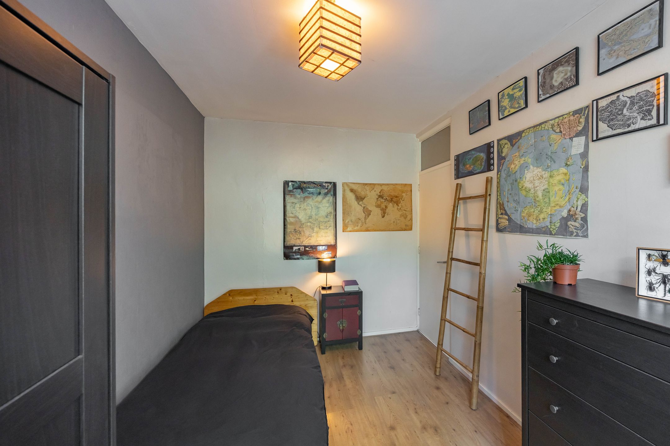 Photo 24 of Madame Curiestraat 66