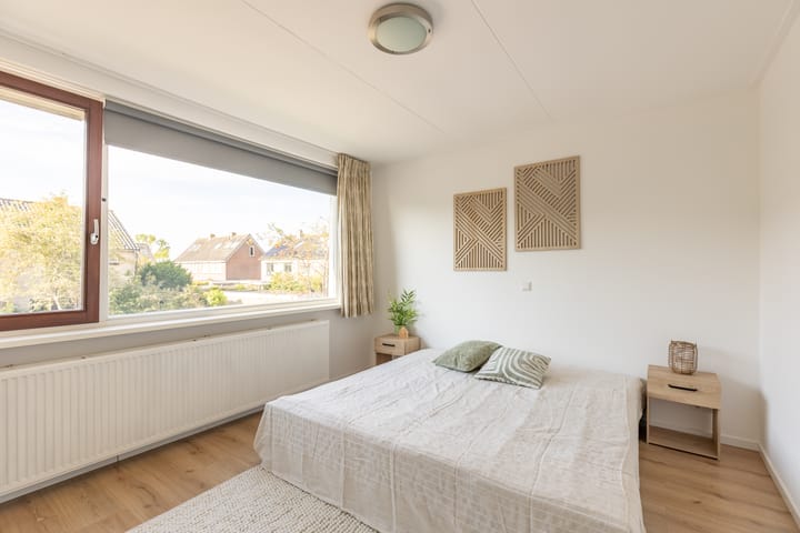 Foto 16 van Julianalaan 135