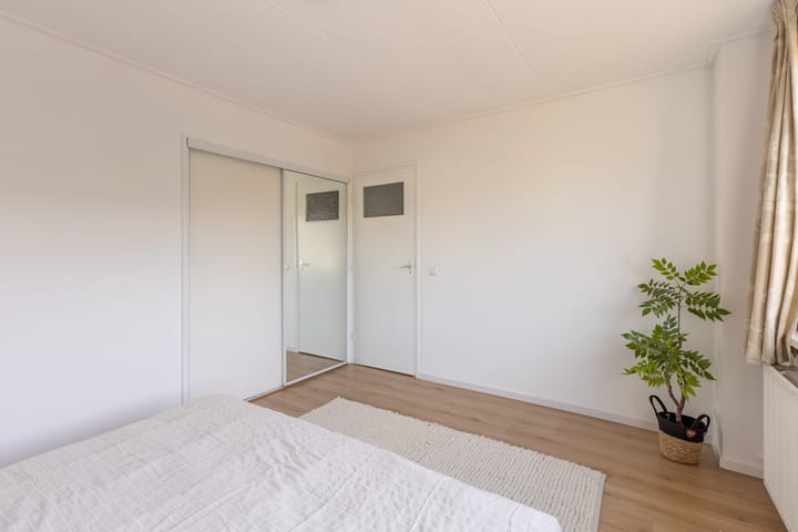 Foto 18 van Julianalaan 135