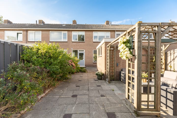 Foto 34 van Julianalaan 135