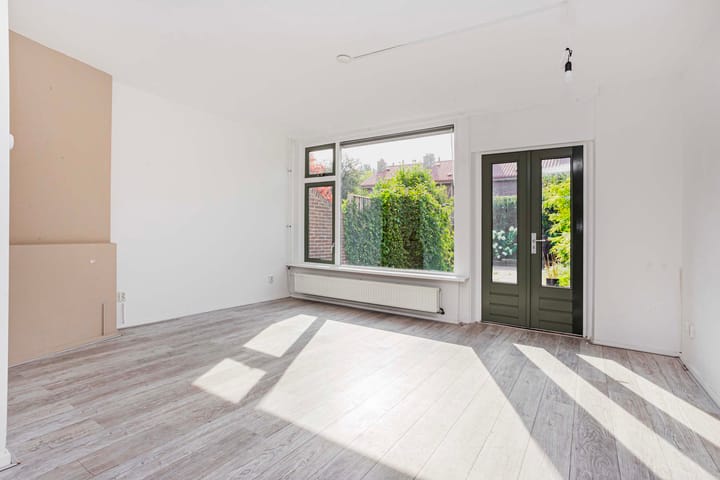 Photo 2 of Denstraat 15