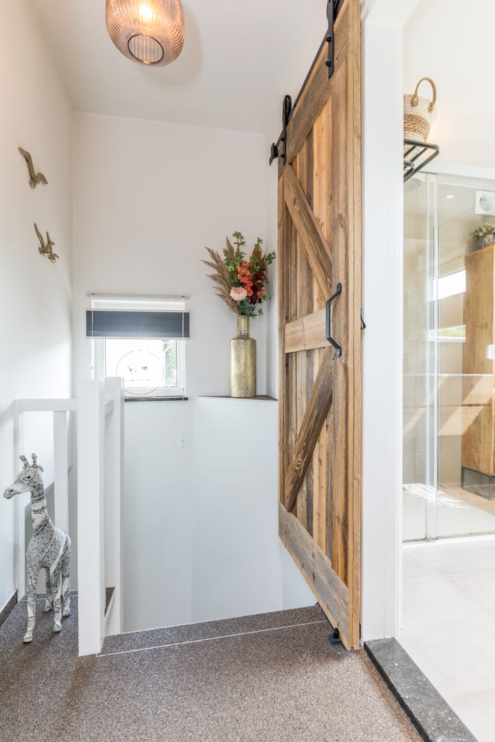 Foto 24 van Louis Eliasstraat 24