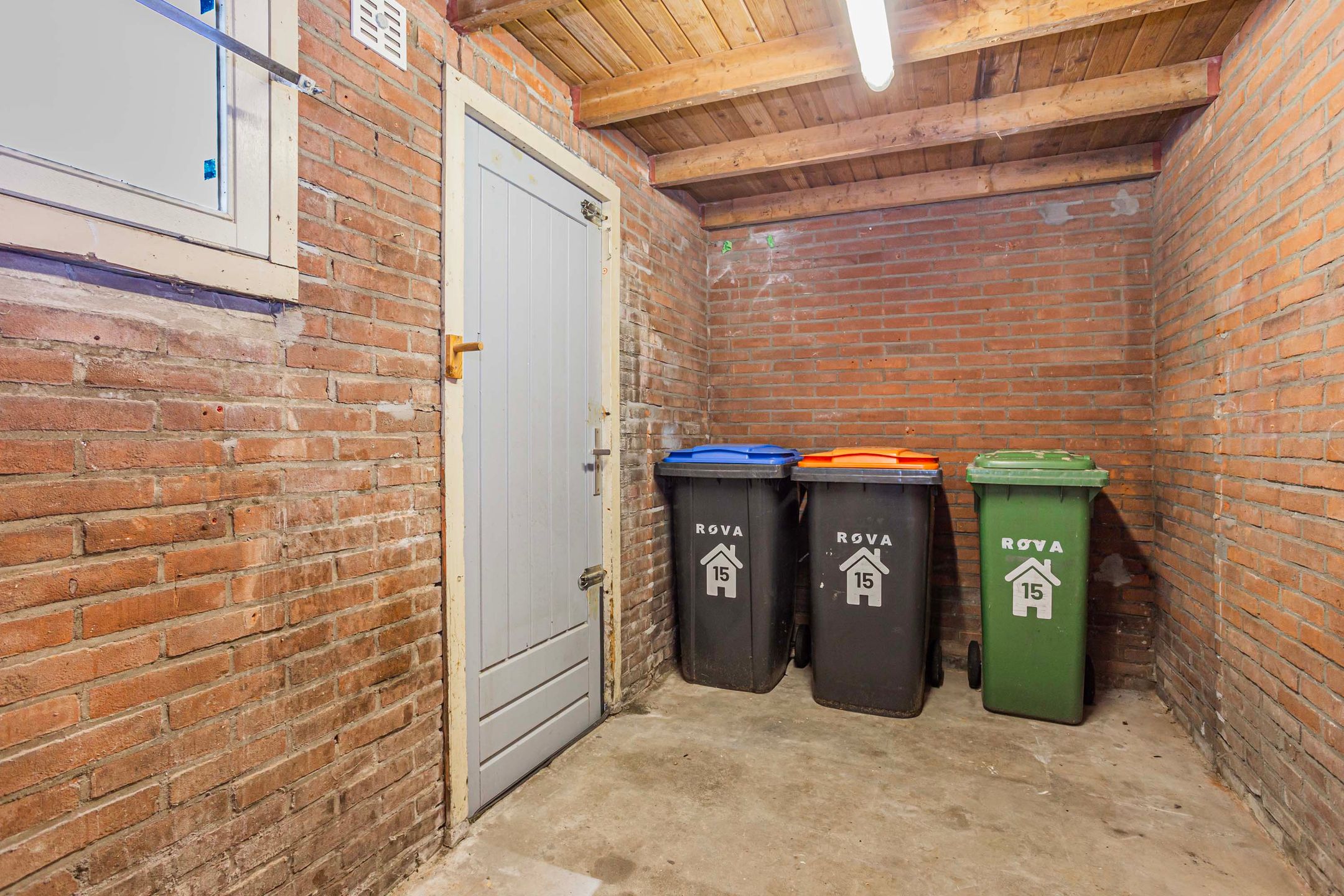 Photo 30 of Denstraat 15