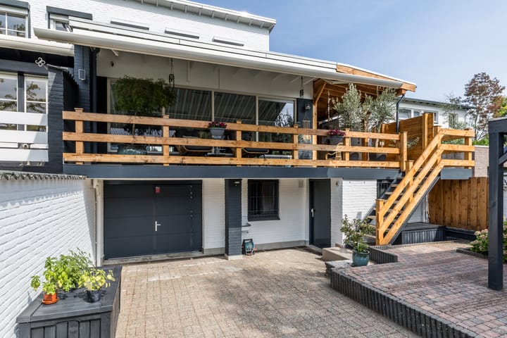 Foto 48 van Louis Eliasstraat 24