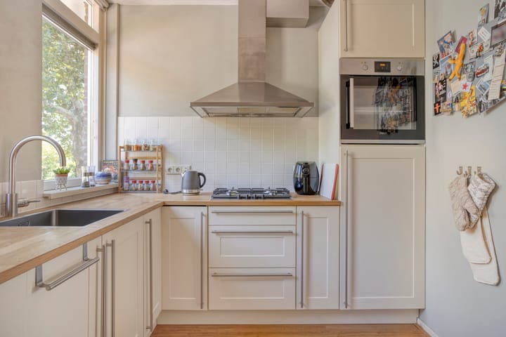 Foto 21 van Lottistraat 1-A