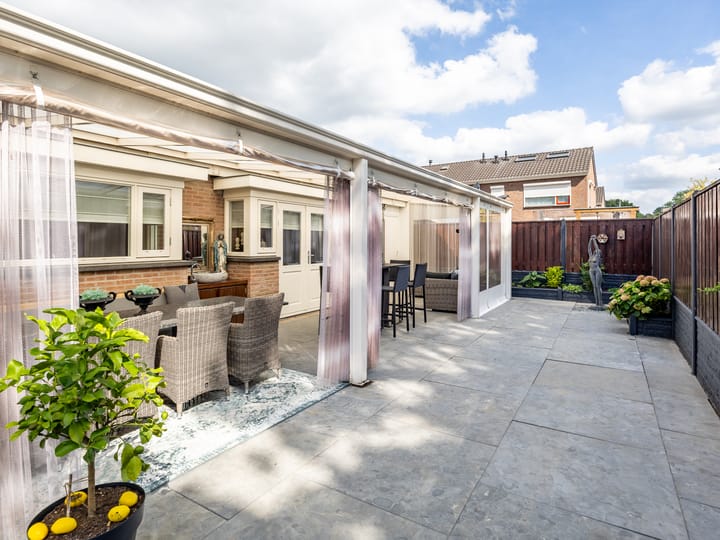 Foto 27 van Johan van Oldenbarneveldtstraat 23