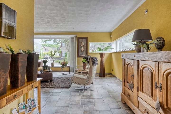 Photo 11 of Patronaatstraat 13