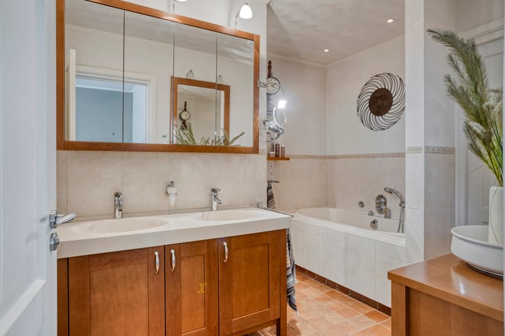 Photo 31 of Patronaatstraat 13