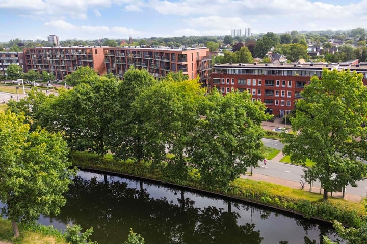 Foto 24 van Burgemeester Jhr. Quarles van Uffordlaan 475