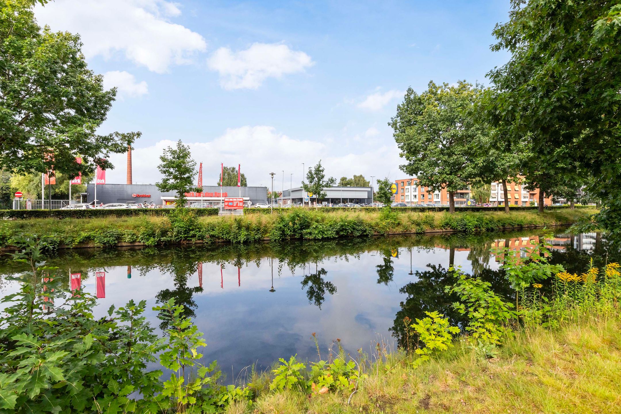 Foto 30 van Burgemeester Jhr. Quarles van Uffordlaan 475