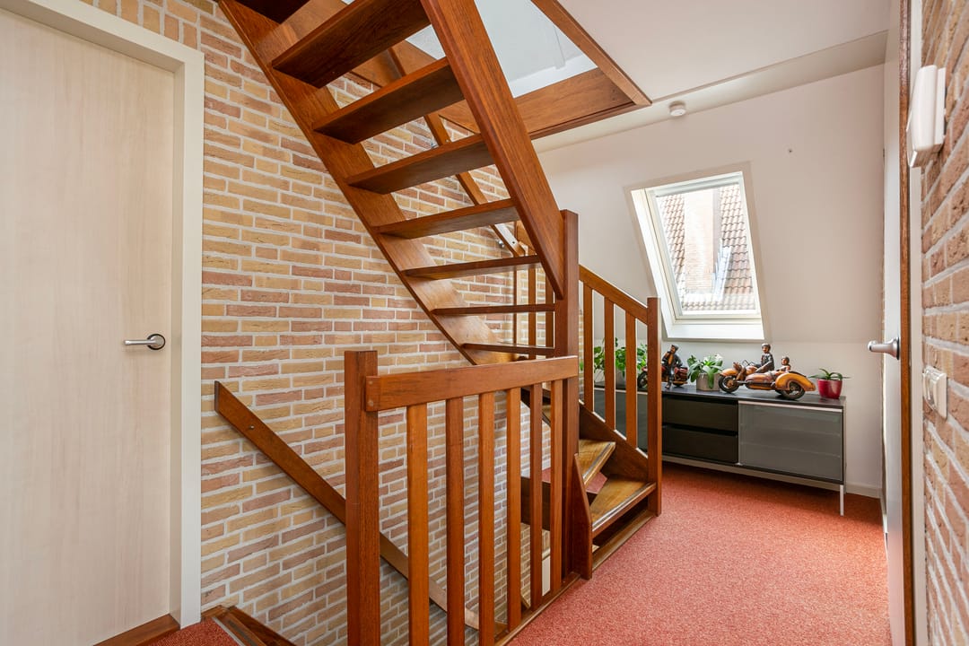 Foto 31 van Plettenburg 1-B