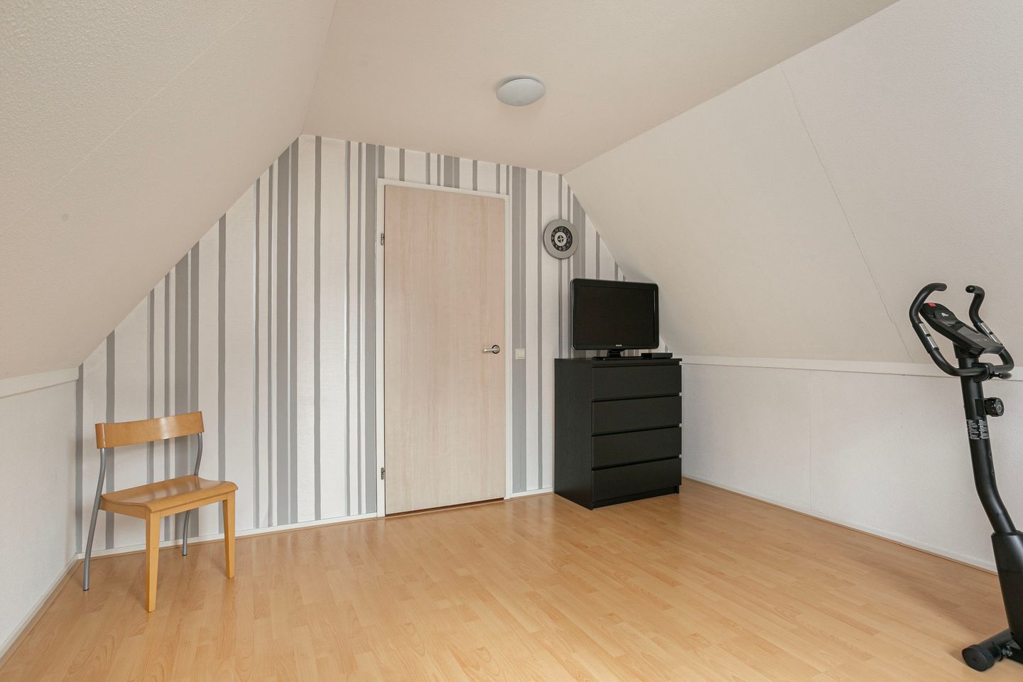 Foto 44 van Plettenburg 1-B