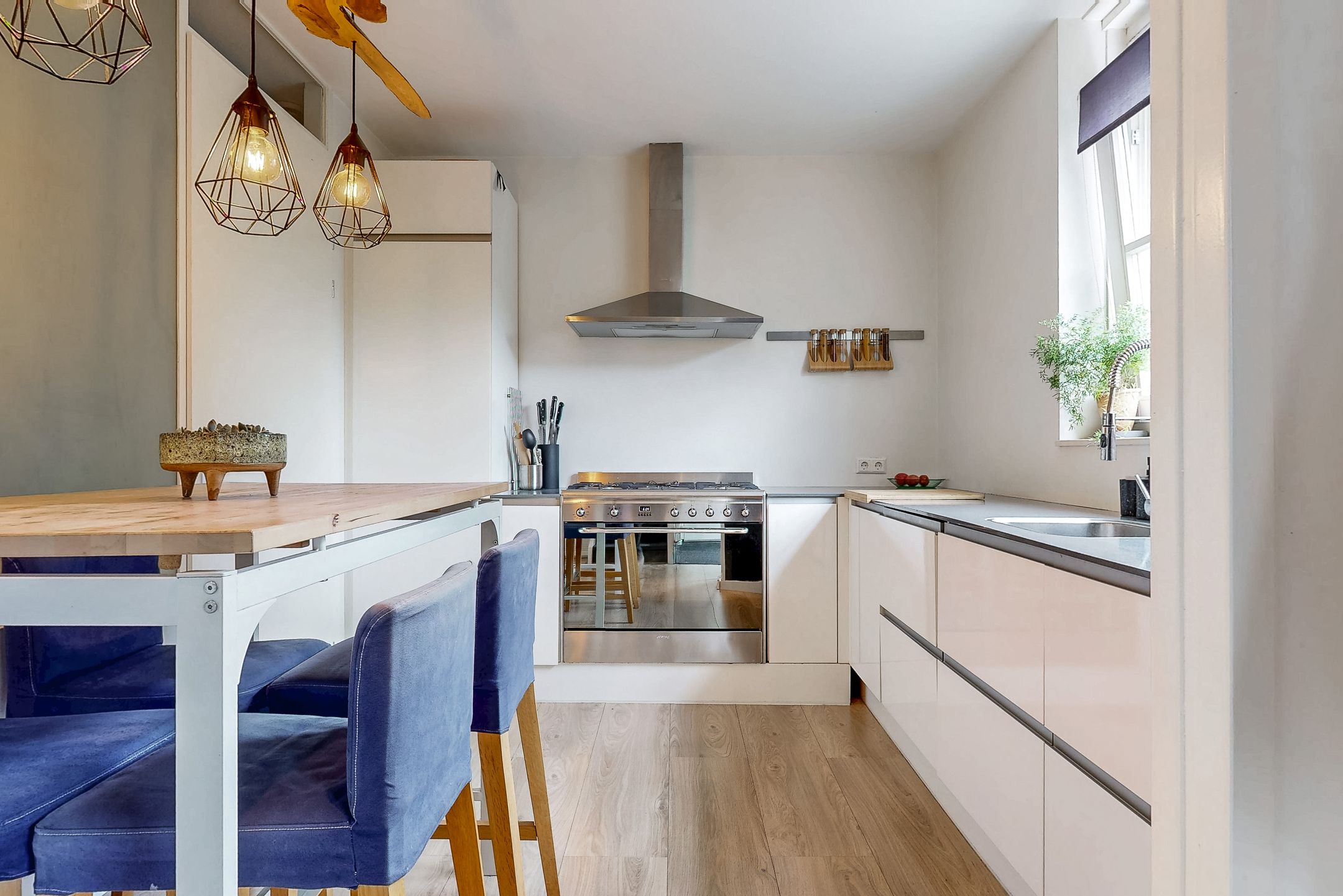 Photo 3 of Han Tromplaan 1-A