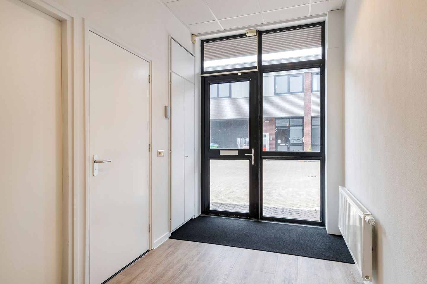Bekijk foto 4 van Einsteinweg 51-C